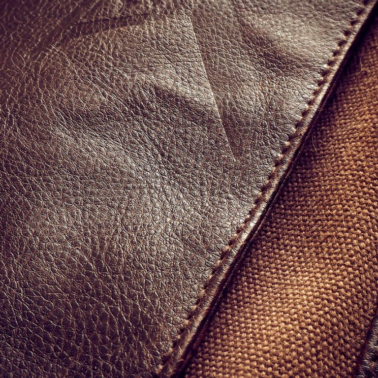 leather-2981074_1280