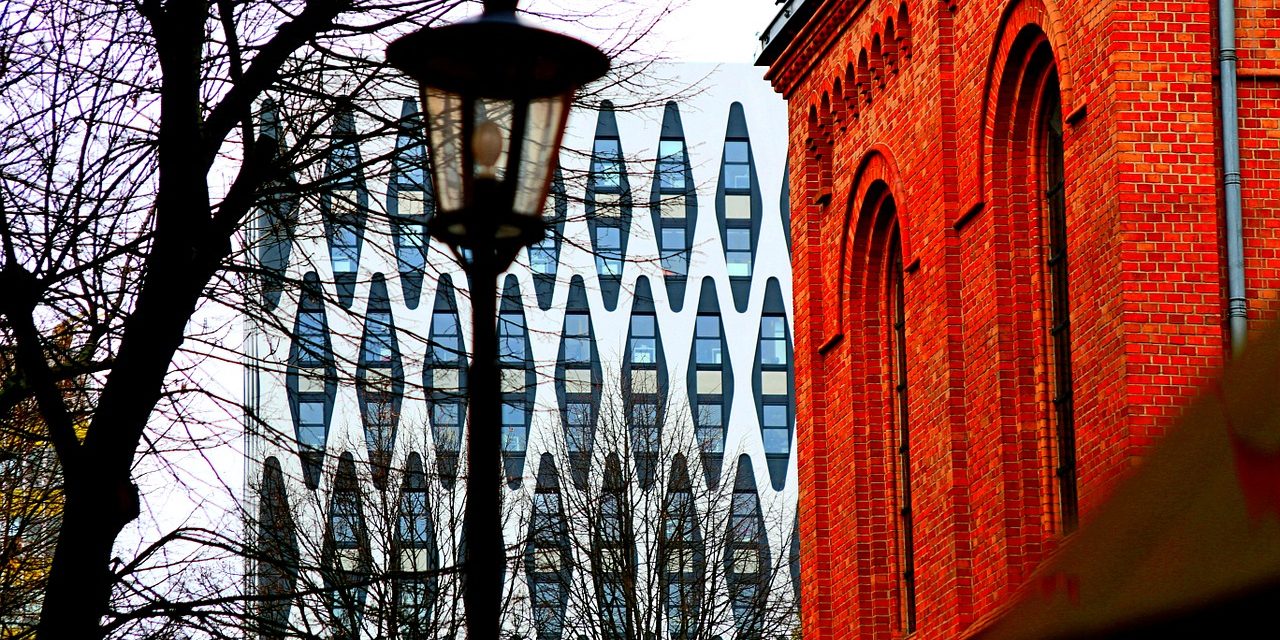 buildings-657539_1280