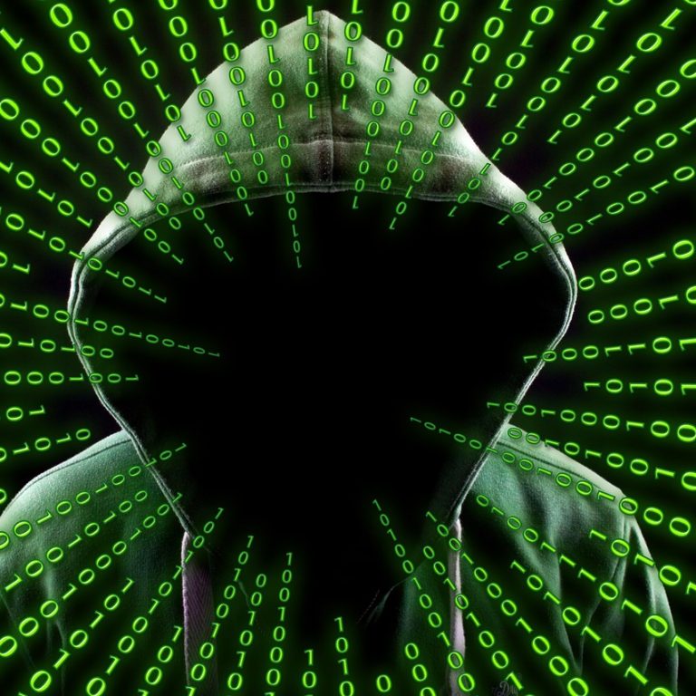hacker-2883632_1280